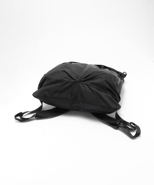 F/CE. (エフシーイー)の「F/CE. / エフシーイー RECYCLE TWILL 3WAY HELMET(ショルダーバッグ・メンズ・ブラック・FREE)」の4枚目の写真