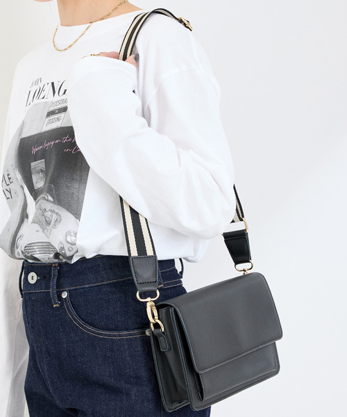 B.C STOCK(ベーセーストック)の「《追加3》【WEB限定】ラインテープショルダー(ショルダーバッグ・レディース・ブラック・FREE)」の14枚目の写真