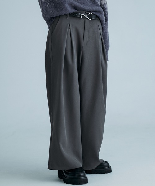 SOCCE（ソーシー）の「ルーズシルエットディープタックスラックス（スラックス・メンズ・ブラック/チャコール・XL/L/M/S）」の16枚目の写真