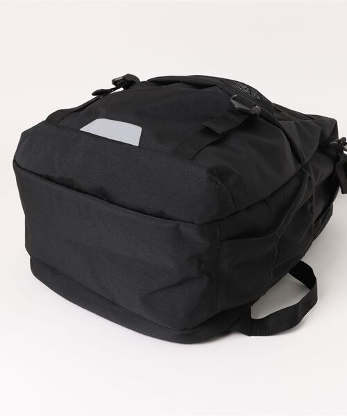 CONVERSE(コンバース)の「【CONVERSE】NEW ARCH LOGO BAG PACK/リュックサック/デイパック/カバン/バックパック/通勤・通学/コンバース(バックパック/リュック・レディース・ホワイト/ブラック・FREE)」の3枚目の写真
