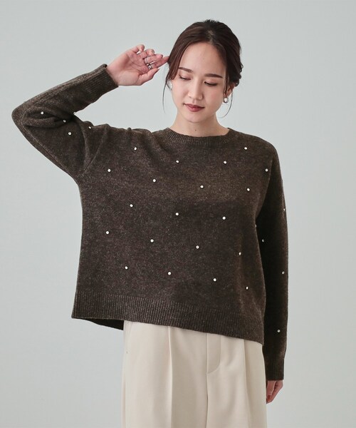 DRESKIP(ドレスキップ)の「◆【S-LL】上品でフェミニン 大人のための ふわふわビジュー付ニット(ニット/セーター・レディース・ダークブラウン/チャコールグレー/ライトブルー/オフホワイト・01/02/03/04)」の9枚目の写真