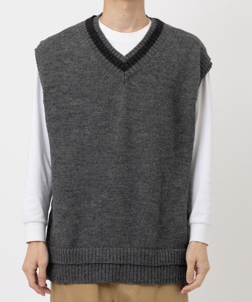 Name.（ネーム）の「【Name.】FAKE RAYERED TILDEN KNIT VEST（ベスト・メンズ・ベージュ/グレー・1/2）」の2枚目の写真