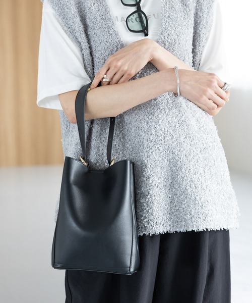 GLOBAL WORK(グローバルワーク)の「スペ軽5WAYショルダー/253022(ショルダーバッグ・レディース・アイボリー/ブラック/カーキ/シルバー/ブラウン系その他5/ダークブラウン・ONE SIZE)」の10枚目の写真