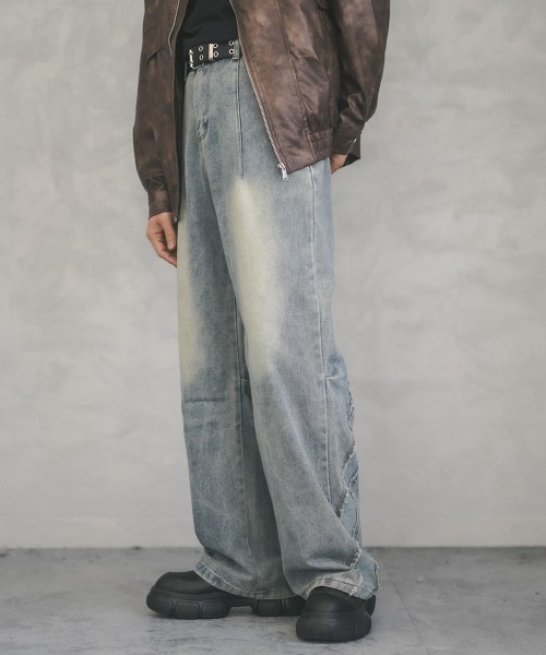 Shoowtime(ショウタイム)の「Vintage wash back hem fringe straight denim pants / ビンテージウォッシュバック裾フリンジストレートデニムパンツ(デニムパンツ・メンズ・ライトブルー・X-LARGE/LARGE/MEDIUM)」の9枚目の写真