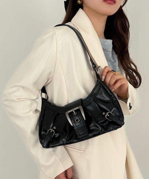 efill（エフィル）の「ベルト付き クロスボーダー ショルダーバック / ハンドバック（ショルダーバッグ・レディース・ブラウン/ブラック・FREE）」の19枚目の写真