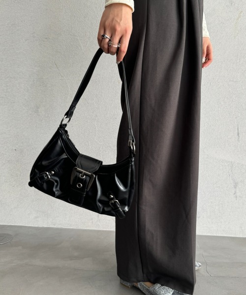 efill（エフィル）の「ベルト付き クロスボーダー ショルダーバック / ハンドバック（ショルダーバッグ・レディース・ブラウン/ブラック・FREE）」の21枚目の写真