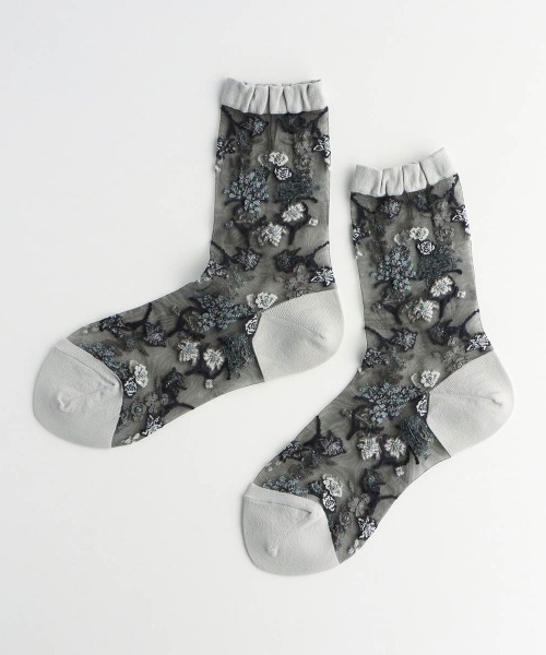 JILL STUART（ジルスチュアート）の「JILLSTUART レディース JILLフラワー シアーソックス 03145312（ソックス/靴下・レディース・シルバーグレー/オレンジ系その他/ライトブルー/ブラック・23-25cm）」の2枚目の写真