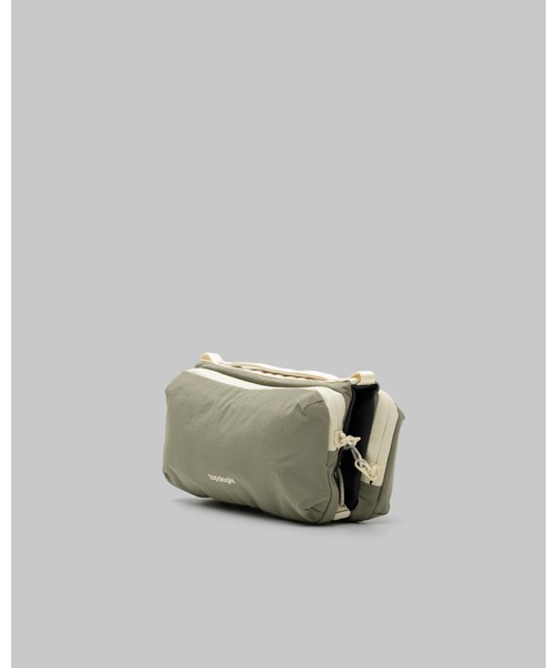 Topologie(トポロジー)の「Bottle Sacoche ボトルサコッシュ【バッグ単体】(ショルダーバッグ・レディース・ブラック/ブルー/モスグリーン系/モスグリーン・ONE SIZE)」の11枚目の写真