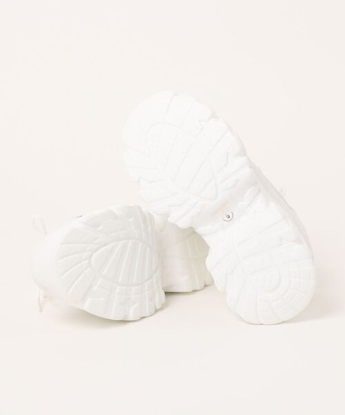 R&E（アールアンドイー）の「【R&E】サイドファスナーメタルポイント厚底スニーカー（スニーカー・レディース・ブラック/ホワイト・L/M/LL/S）」の16枚目の写真