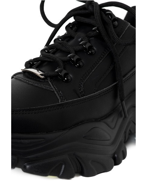 R&E（アールアンドイー）の「【R&E】サイドファスナーメタルポイント厚底スニーカー（スニーカー・レディース・ブラック/ホワイト・L/M/LL/S）」の13枚目の写真