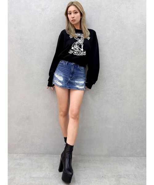 GYDA(ジェイダ)の「ハイウエストGD embossダメージスカートライクデニムショートパンツ(デニムスカート・レディース・ブルー/ライトブルー・MEDIUM/SMALL)」の7枚目の写真