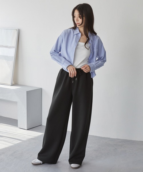 MONO-MART（モノマート）の「イージードライダンボールワイドスウェットパンツ（スウェットパンツ・レディース・チャコール/杢グレー/オフホワイト/ブラック/サックスブルー/アイボリー/ブラウン/ダークネイビー/ワイン系/モカ・S/M/L）」の16枚目の写真