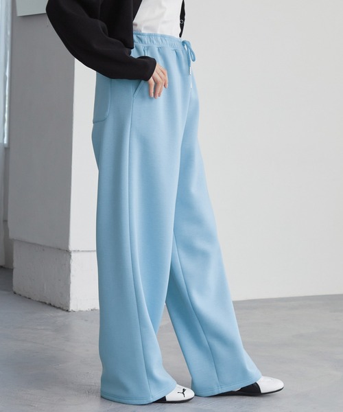 MONO-MART（モノマート）の「イージードライダンボールワイドスウェットパンツ（スウェットパンツ・レディース・チャコール/杢グレー/オフホワイト/ブラック/サックスブルー/アイボリー/ブラウン/ダークネイビー/ワイン系/モカ・S/M/L）」の19枚目の写真