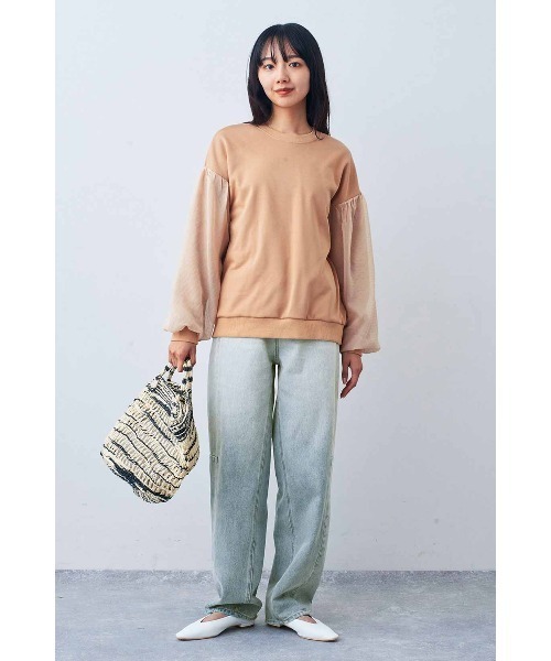 Live in comfort（リブインコンフォート）の「リブ　イン　コンフォート　くぼっち★とコラボ　はくだけでオシャレ見えする　大人にちょうどいいカーブデニムパンツ（デニムパンツ・レディース・ライトブルー・6/7/8）」の3枚目の写真