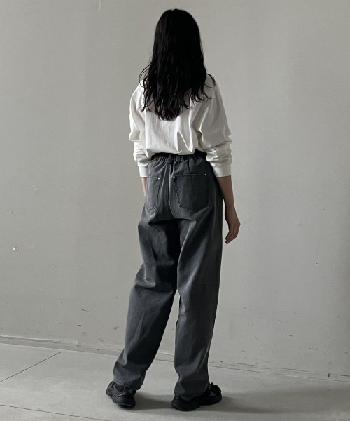 Live in comfort(リブインコンフォート)の「【低身長/高身長サイズあり】リブ イン コンフォート くぼっち★とコラボ はくだけでオシャレ見えする 大人にちょうどいいカーブデニムパンツ(デニムパンツ・レディース・ライトブルー/スモークグレー・6/7/8/11/12/13/9/10/1/2/3/4/14/5)」の20枚目の写真
