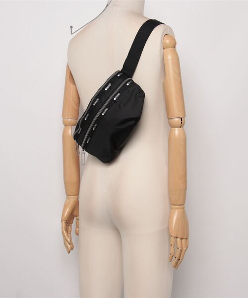 LeSportsac（レスポートサック）の「LeSportsac ESSENTIAL BELT BAG レスポートサック エッセンシャル ボディバッグ（ボディバッグ/ウエストポーチ・レディース・ブラック・FREE）」の12枚目の写真