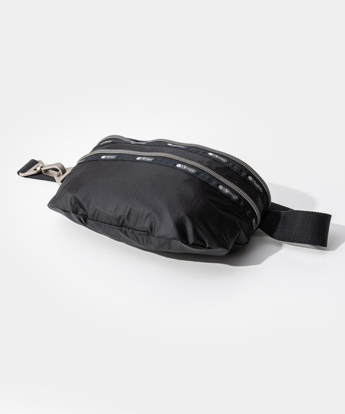 LeSportsac（レスポートサック）の「LeSportsac ESSENTIAL BELT BAG レスポートサック エッセンシャル ボディバッグ（ボディバッグ/ウエストポーチ・レディース・ブラック・FREE）」の4枚目の写真