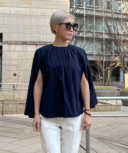 JENNE(ジェンヌ)の「スタイルカバーケープ風トップス(Tシャツ/カットソー・レディース・ネイビー/ホワイト・SMALL/MEDIUM/LARGE)」の11枚目の写真