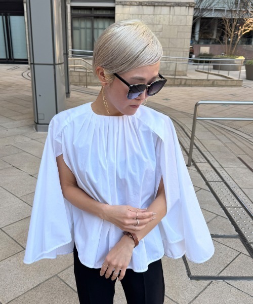 JENNE(ジェンヌ)の「スタイルカバーケープ風トップス(Tシャツ/カットソー・レディース・ネイビー/ホワイト・SMALL/MEDIUM/LARGE)」の16枚目の写真