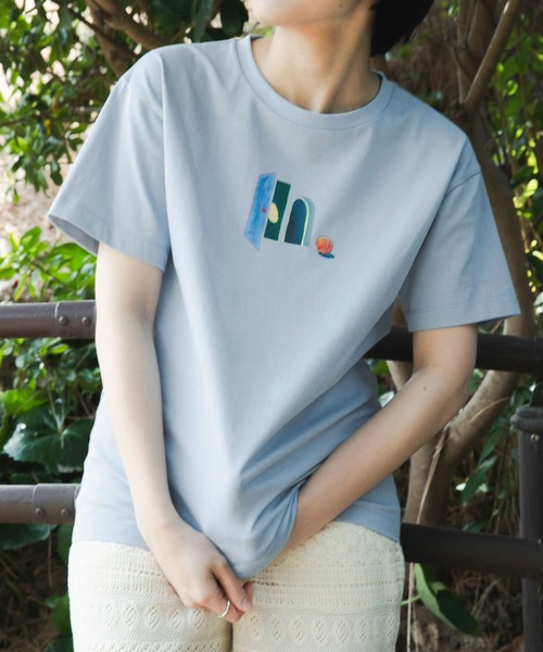 Common Noun(コモン ナウン)の「『別注』Common Noun×DOORS HORSE Kana Akiyama T-shirts(Tシャツ/カットソー・レディース・ライトブルー/ホワイト・ONE)」の7枚目の写真