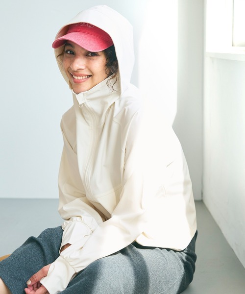 coca（coca）（コカ）の「UVカットドルマンパーカー（パーカー・レディース・アイボリー/ブラック・S/M/L）」の7枚目の写真