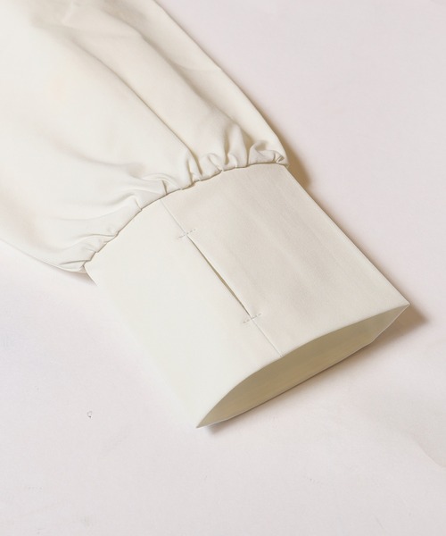 coca（coca）（コカ）の「UVカットドルマンパーカー（パーカー・レディース・アイボリー/ブラック・S/M/L）」の15枚目の写真