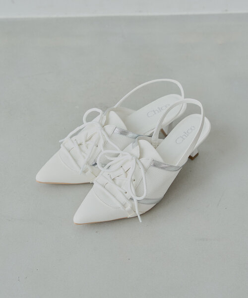 Chico（チコ）の「スニーカーデザインミュール（パンプス・レディース・ホワイト系その他2/ホワイト/ネイビー・MEDIUM/SMALL/LARGE）」の3枚目の写真