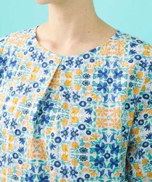 Jocomomola（ホコモモラ）の「【日本製】Rosa flamenco フラワープリントタックワンピース（ワンピース・レディース・ブルー/ピンク・40）」の6枚目の写真