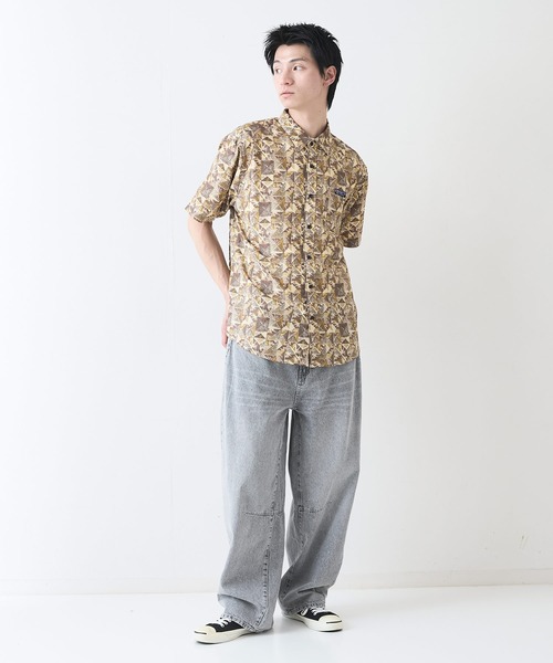 ragged mountain(ラギットマウンテン)の「【RAGGED MOUNTAIN:ラギットマウンテン】【ベタつかないリップル素材】EFFINGHAM/エフィンガム ライトリップル ドライ 総柄シャツ 速乾・軽量 肌離れが良いシボ感 涼しい 半袖シャツ(シャツ/ブラウス・メンズ・ベージュ/ネイビー/グレー/カーキ/ライトグレー/ピンク/チャコールグレー/ブルー・MEDIUM/LARGE/X-LARGE)」の9枚目の写真