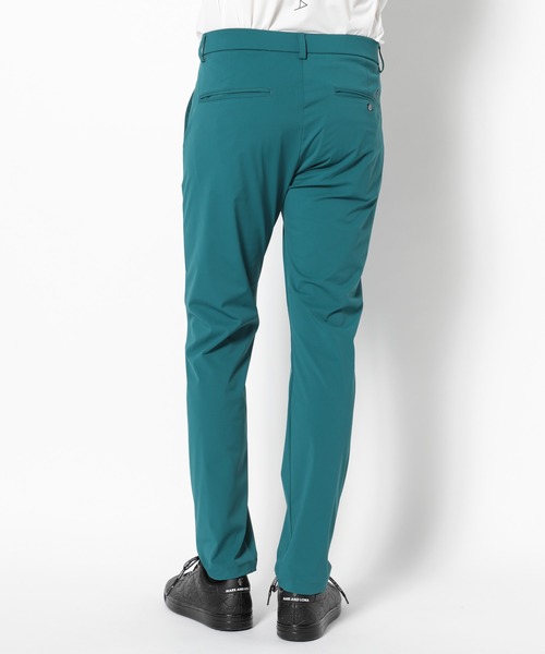 MARK & LONA(マークアンドロナ)の「Aero Flex Tapered Trousers | MEN(スラックス・メンズ・ホワイト/ブラック・44/46)」の13枚目の写真