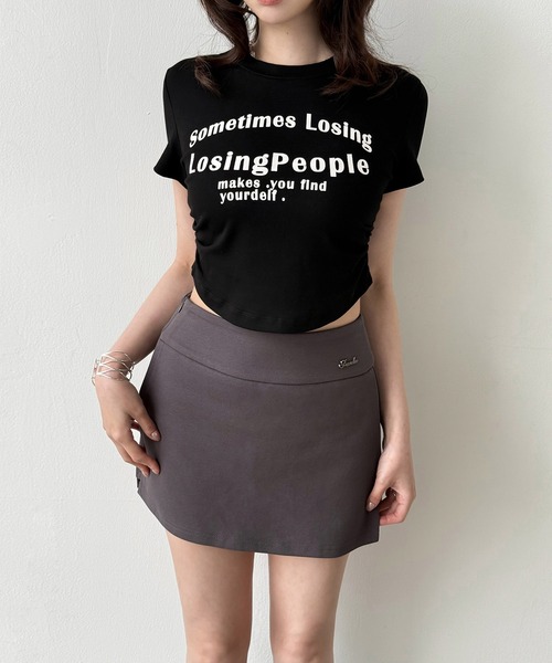 VEILA(ヴェイラ)の「ギャザーショート丈カットソー(Tシャツ/カットソー・レディース・チャコール/ブラック・フリー)」の4枚目の写真