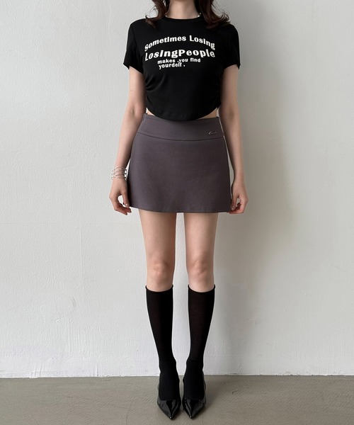 VEILA(ヴェイラ)の「ギャザーショート丈カットソー(Tシャツ/カットソー・レディース・チャコール/ブラック・フリー)」の6枚目の写真