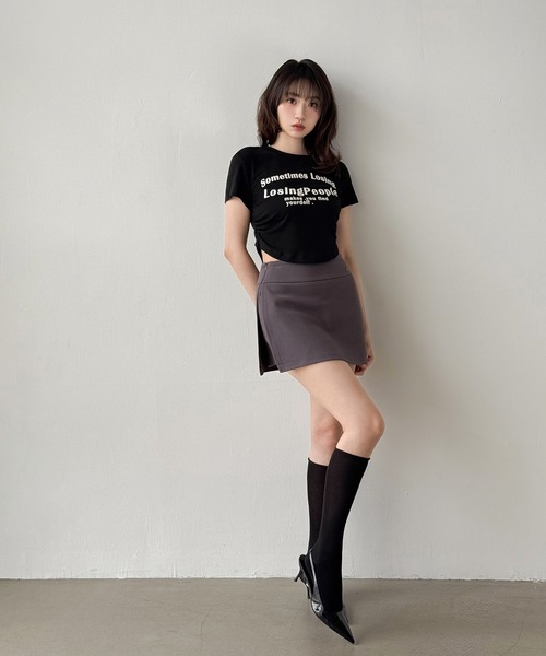 VEILA(ヴェイラ)の「ギャザーショート丈カットソー(Tシャツ/カットソー・レディース・チャコール/ブラック・フリー)」の7枚目の写真