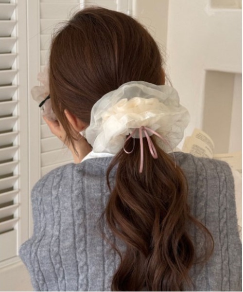 Port（ポート）の「【 Port / ポート 】 オーガンジー リボン付き ビッグ シュシュ #（シュシュ・レディース・ベージュ/ホワイト/ブラック・FREE）」の14枚目の写真