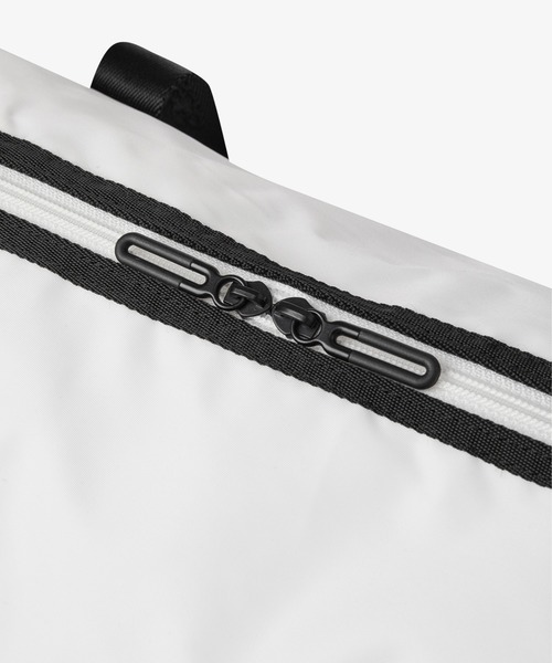 大人気 【AEAE】 SCHOOL BOY DUFFLE BAG ●送料・関税込● SCHOOL BOY DUFFLE BAG（ショルダーバッグ）｜aeae