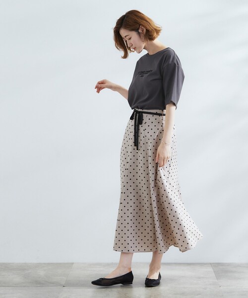 grove（グローブ）の「【UVカット/二の腕カバー】ハーフスリーブロゴTシャツ（Tシャツ/カットソー・レディース・オフホワイト/ライトベージュ/グレー系その他/ホワイト系3・02/03/04/01/05）」の17枚目の写真