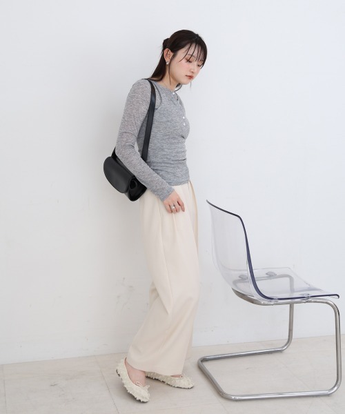 Bab(バブ)の「ボタンタンクセット ヘンリーネックトップス(Tシャツ/カットソー・レディース・ブラック/ブラウン/ネイビー/杢グレー・M)」の8枚目の写真