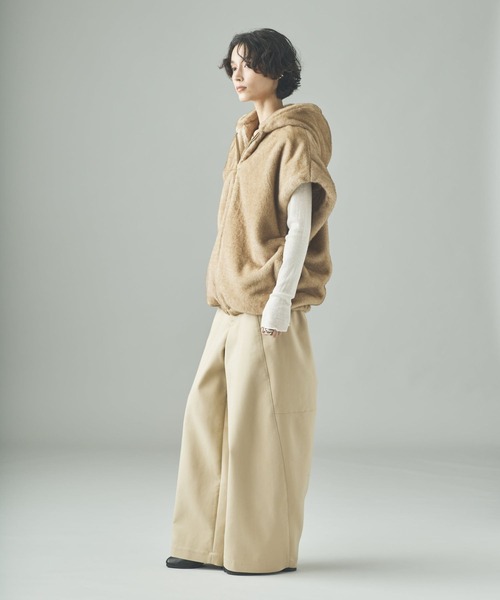 Curensology カレンソロジー ファーべスト 白系 Curensology（カレンソロジー）の「Curensology(カレンソロジー