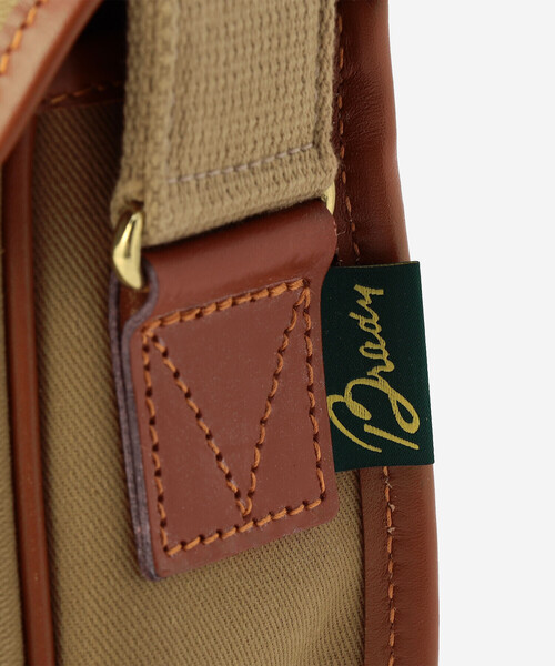 BRADY（ブレディー）の「Brady | COLNE（ショルダーバッグ・レディース・ブラック/カーキ/ブラウン・ONE）」の10枚目の写真