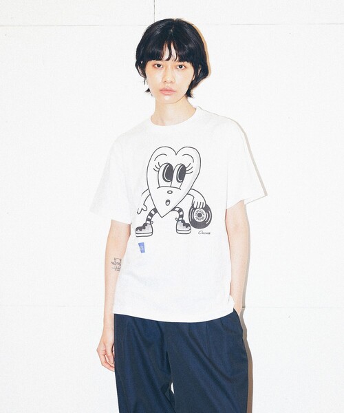 bonjour records（ボンジュールレコーズ）の「【chocomoo×bonjour records】 Don't Touch君 Tee Ver.1（Tシャツ/カットソー・レディース・ホワイト/ブラック/ブルー系その他4・FREE）」の2枚目の写真