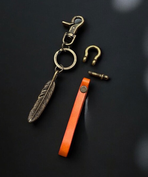 フェザー付き Dカン レザー キーリング ' Dカンは取り外し可能