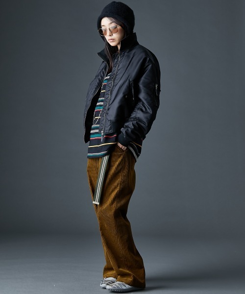 GEVS.（ジェイヴィス）の「フェイクファーカラーMA-1ブルゾン＜大きいサイズ有＞GEVS.（ブルゾン・レディース・ブラック/カーキ・5L/4L/3L/LL/L/M）」の8枚目の写真