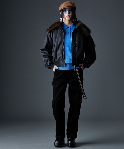 GEVS.（ジェイヴィス）の「フェイクファーカラーMA-1ブルゾン＜大きいサイズ有＞GEVS.（ブルゾン・レディース・ブラック/カーキ・5L/4L/3L/LL/L/M）」の19枚目の写真