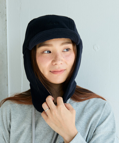 NANGA(ナンガ)の「NANGA × FREAK'S STORE/ナンガ × フリークスストア 別注 POLARTEC EAR FLAP CAP ポーラテックイヤーフラップキャップ(キャップ・メンズ・ブラック/ベージュ・ONE SIZE)」の11枚目の写真