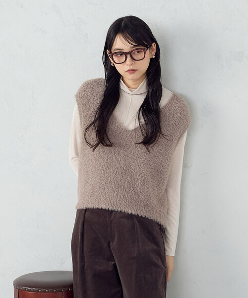COMME CA ISM(コムサイズム)の「【ウォッシャブル】シャギー ニットベスト(ベスト・レディース・チャコール/ブルー/アイボリー/グレイッシュベージュ/サックスブルー/モカ・FREE)」の3枚目の写真