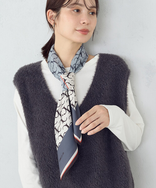 COMME CA ISM(コムサイズム)の「【ウォッシャブル】シャギー ニットベスト(ベスト・レディース・チャコール/ブルー/アイボリー/グレイッシュベージュ/サックスブルー/モカ・FREE)」の16枚目の写真