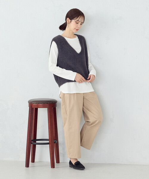 COMME CA ISM(コムサイズム)の「【ウォッシャブル】シャギー ニットベスト(ベスト・レディース・チャコール/ブルー/アイボリー/グレイッシュベージュ/サックスブルー/モカ・FREE)」の17枚目の写真