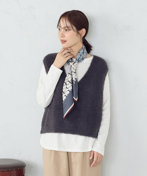 COMME CA ISM(コムサイズム)の「【ウォッシャブル】シャギー ニットベスト(ベスト・レディース・チャコール/ブルー/アイボリー/グレイッシュベージュ/サックスブルー/モカ・FREE)」の21枚目の写真