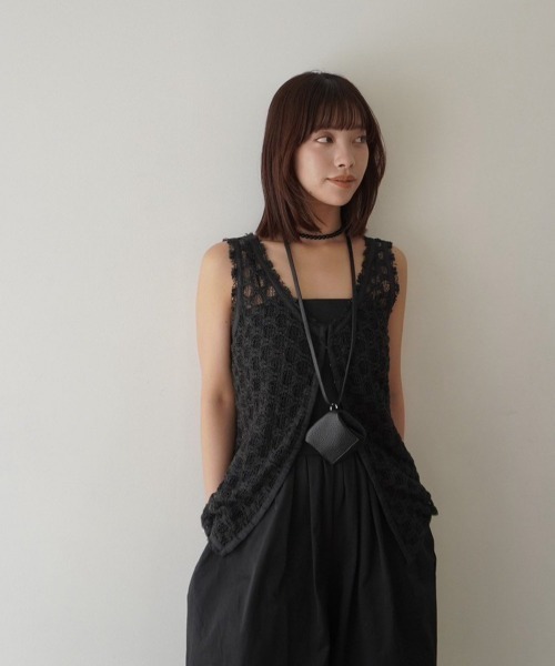 anuke（アンヌーク）の「Lace Sleeveless Tops（Tシャツ/カットソー・レディース・ホワイト/ブラック・FREE）」の4枚目の写真