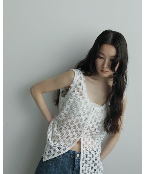 anuke（アンヌーク）の「Lace Sleeveless Tops（Tシャツ/カットソー・レディース・ホワイト/ブラック・FREE）」の13枚目の写真
